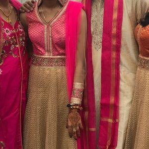 Hot pink & gold Indian suit with hot pink leggings & chuni